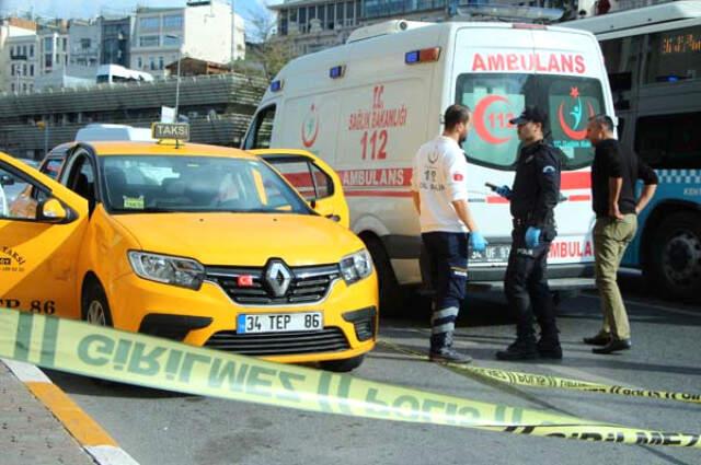 Taksi Sahibi, Araç İçinde Tanımadığı Kişiye Ait Cesedi Görünce Donup Kaldı