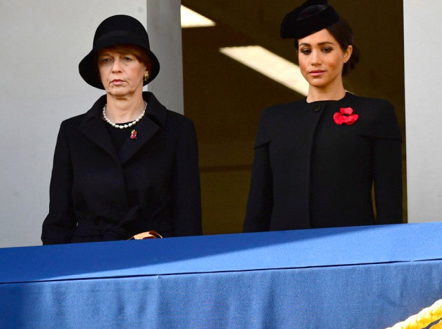 Kate Middleton ve Meghan Markle Anma Törenini Ayrı Balkonlardan İzledi