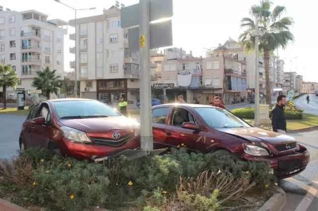 Yeni Aldığı Aracıyla 200 Metre Gidemeden Kaza Yaptı