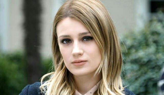 Gizem Karaca Bu Kez de Alkol Problemiyle Gündemde! Gizem Karaca Kimdir?