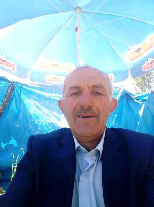Köylüye Kızan Muhtar Cami Hoparlöründen Sitem Etti: Sizde Hiç Vicdan Yok mu? Köylüye Kızan Muhtar Cami Hoparlöründen Sitem Etti: Sizde Hiç Vicdan Yok mu?