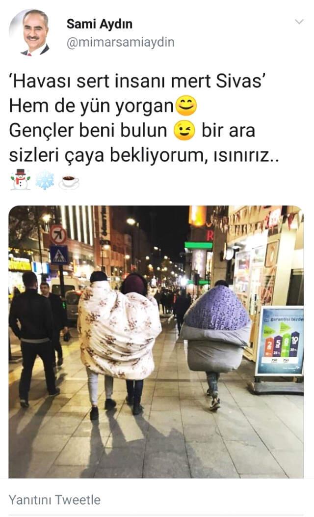 Sivas Belediye Başkanı Sami Aydın, Sokakta Yorganla Gezen Gençleri Çaya Davet Etti