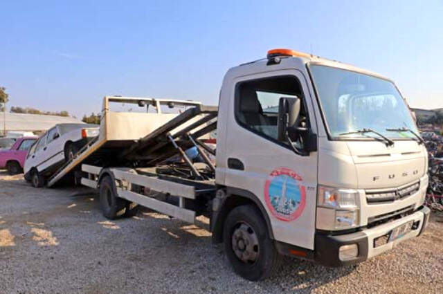 Yediemin Otoparkları Milli Servet Mezarlıklarına Döndü Yediemin Otoparkları Milli Servet Mezarlıklarına Döndü