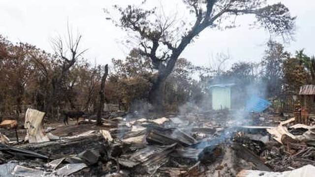 Bangladeş'e Kaçan Arakanlı Müslümanların Geri Dönüşü Başlıyor: 'Bizi Ölüme Yolluyorlar'