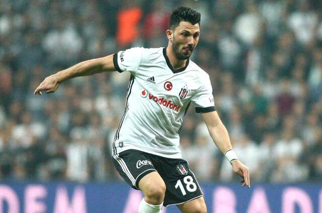 Kadro Dışı Kalan Tolgay Arslan için Galatasaray ve Fenerbahçe Devrede! Tolgay Arslan Kimdir?