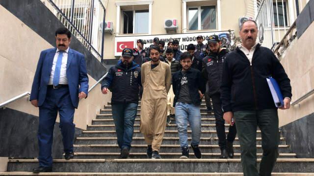 Karısıyla İlişkiye Giren Adamı, Gecekonduya Kapatıp İşkence Yaptı