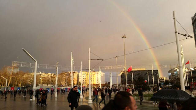 İstanbul'da Gökkuşağı Sürprizi! Gökkuşağı Neden ve Nasıl Oluşur?
