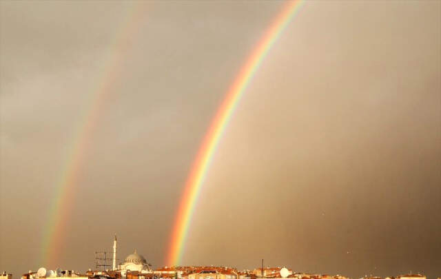 İstanbul'da Gökkuşağı Sürprizi! Gökkuşağı Neden ve Nasıl Oluşur?