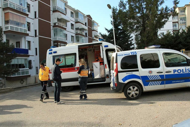 Emekli Astsubay Karısına Kurşun Yağdırdı, Ardından İntihar Etti