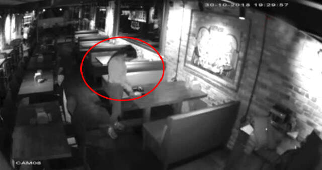 Pizzacı Kart Dolandırıcısı Kız, Son İşinde 'Müşteri' Kılığındaki Polislere Yakalandı Pizzacı Kart Dolandırıcısı Kız, Son İşinde 'Müşteri' Kılığındaki Polislere Yakalandı