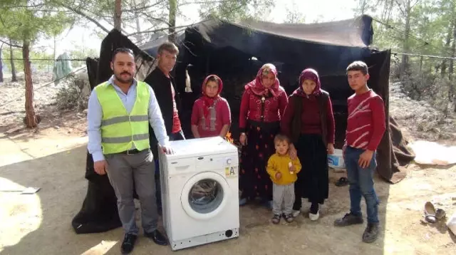 Kıl Çadırlarda Yaşayan Yörük Kadınları, Çamaşır Makinesi ile Tanıştı