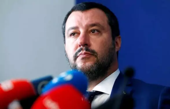 İtalya'da Mültecilere Bedava Prezervatif Tasarısı Koalisyon Ortaklarını Karşı Karşıya Getirdi