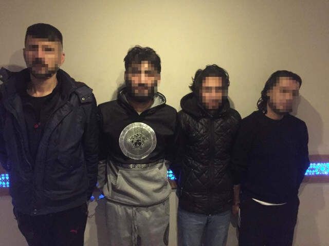 Kaçırdıkları Gencin Babasından 50 Bin Dolar Fidye İstediler Kesik Parmak Süsü Verip Suriyeli Babadan 50 Bin Dolar Fidye İstediler