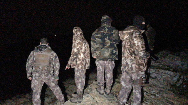 Son Dakika! Denizli'de Düşen Uçağın Enkazında 2 Kişinin Cansız Bedenine Ulaşıldı Denizli'de Düşen Uçağın Enkazında 2 Kişinin Cansız Bedenine Ulaşıldı