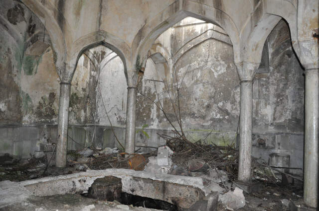 6 Katlı Binanın Altında Kalan Tarihi Hamam 1,5 Milyon Lira Harcanarak Gün Yüzüne Çıkarıldı 6 Katlı Binanın Altında Kalan Tarihi Hamam 1,5 Milyon Lira Harcanarak Gün Yüzüne Çıkarıldı