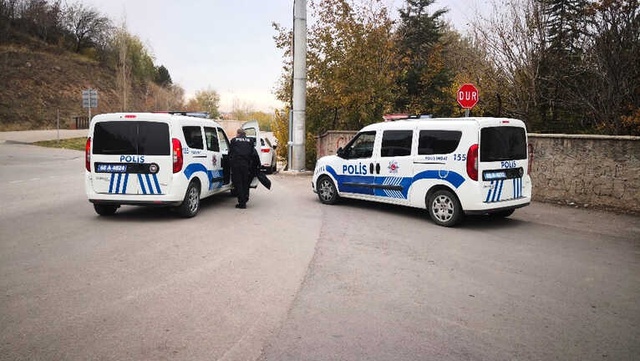 Boş Arazide Erkek Çocuğuna Cinsel İstismarda Bulunan Sapık, Suçüstü Yakalandı
