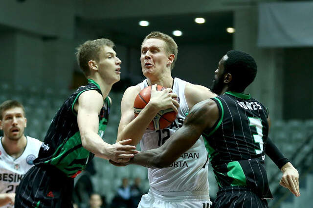 Beşiktaş, Slovenya Ekibi Petrol Olimpija'yı 94-84 Mağlup Etti Beşiktaş, Slovenya Ekibi Petrol Olimpija'yı 94-84 Mağlup Etti