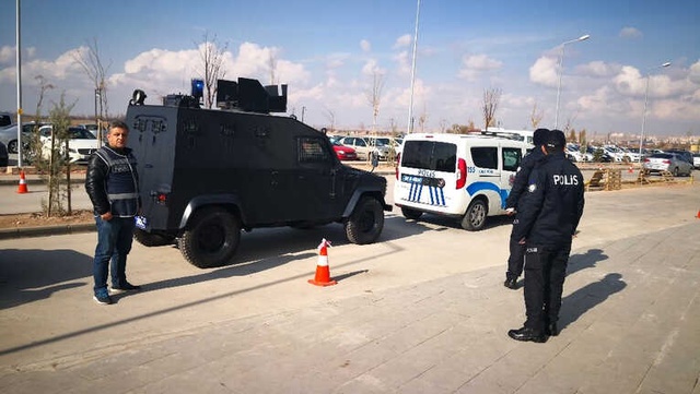 Aksaray'da Çocuğa Taciz Şüphelisi, Zırhlı Araçla Adliyeye Sevk Edildi