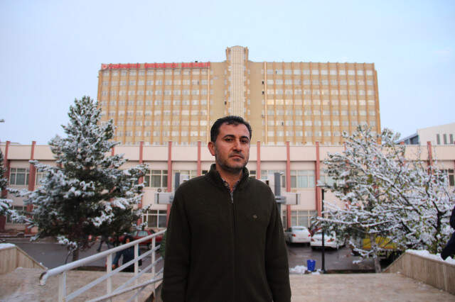 Annesi İçin Kan İlanı Verdi, Kan Vermeye Gelen Kişiler 5 Bin Lira Para İstedi Annesi İçin Kan İlanı Verdi, Kan Vermeye Gelen Kişiler 5 Bin Lira Para İstedi