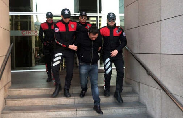 Taylandlı Turisti Taciz Edip Fazla Para Alan Taksici Hakkında 36 Yıl Hapis İstendi