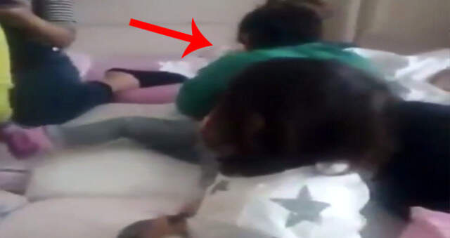 Anaokulunda Kan Donduran Görüntü! Minik Çocuğu Dakikalarca Nefessiz Bıraktı Kreşte Kan Donduran Görüntü! Minik Çocuğu Dakikalarca Nefessiz Bıraktı