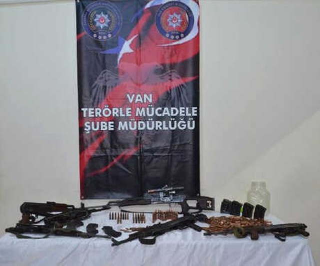 PKK'ya Yönelik 6 İlde Düzenlenen Eş Zamanlı Operasyonda 42 Kişi Gözaltına Alındı