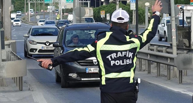 Sürücüler Dikkat! İstanbul'da Bazı Yollar Trafiğe Kapanacak