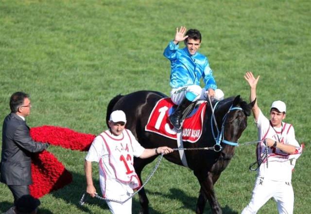 Attan Düşen Şampiyon Jokey Halis Karataş Kimdir?