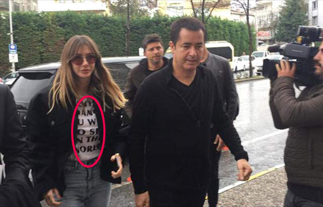 Acun Ilıcalı'yla Boşanmak İçin Adliyeye Gelen Şeyma Subaşı'nın Tişörtünde, Dikkat Çeken Mesaj