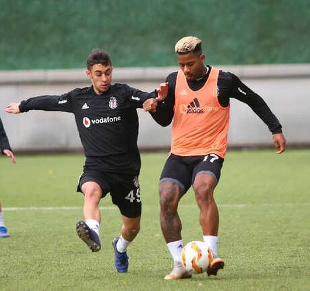 Beşiktaş'ın Sarpsborg Maçında Takımın Yarısı Yok