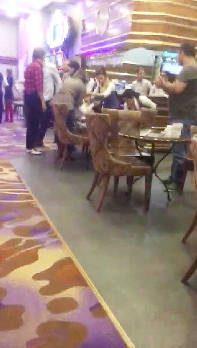 Türk Turist Kumarhaneyi Birbirine Kattı, Sevgilisini Yaraladı, Arkadaşını Öldürdü