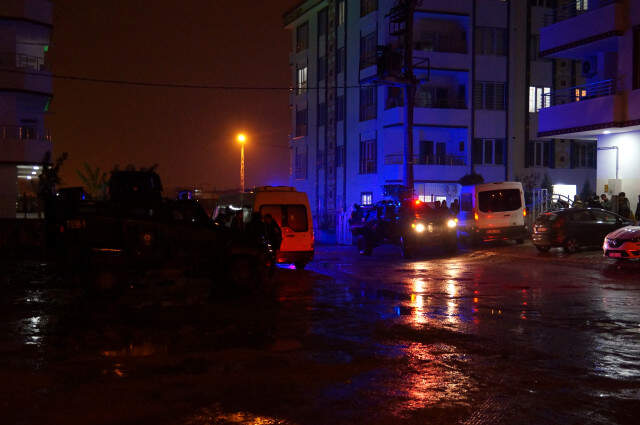 Son Dakika! Hücre Evine Düzenlenen Operasyonda Çatışma Çıktı: Şehidimiz Var Hücre Evine Düzenlenen Operasyonda Çatışma Çıktı: Şehidimiz Var