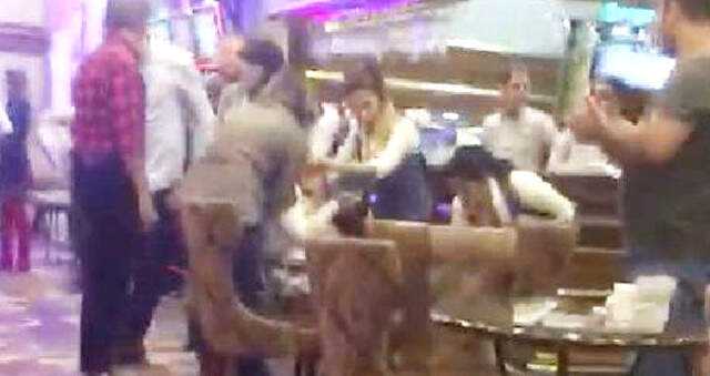 Türk Turist Kumarhaneyi Birbirine Kattı, Türk Turist Kumarhaneyi Birbirine Kattı, Sevgilisini Yaraladı, Arkadaşını Öldürdü