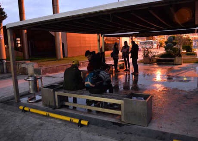 16 Yaşındaki Anne, 9 Aylık Bebeğini Satmak İsterken Yakalandı