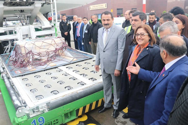 20 Yıl Önce Yurt Dışına Çıkarılan 'Çingene Kızı'nın Kayıp Parçaları Evine Döndü