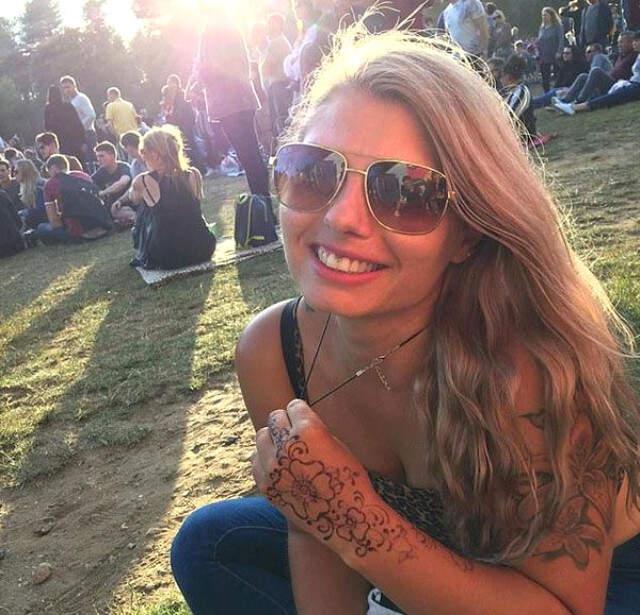 Gögüslerini Büyültme Operasyon Geçiren Genç Anne Hayatını Kaybetti Göğüslerini Büyütme Operasyonu Geçiren Genç Anne, Hayatını Kaybetti