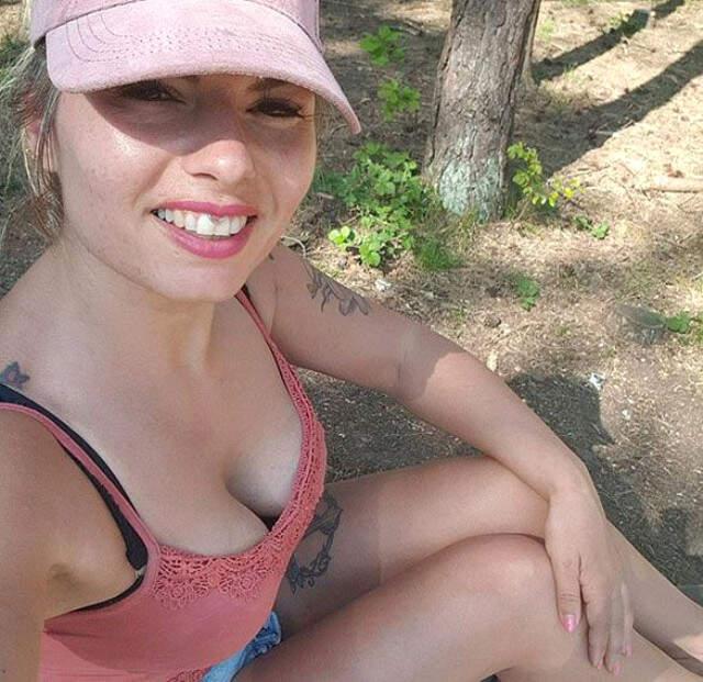 Gögüslerini Büyültme Operasyon Geçiren Genç Anne Hayatını Kaybetti Göğüslerini Büyütme Operasyonu Geçiren Genç Anne, Hayatını Kaybetti