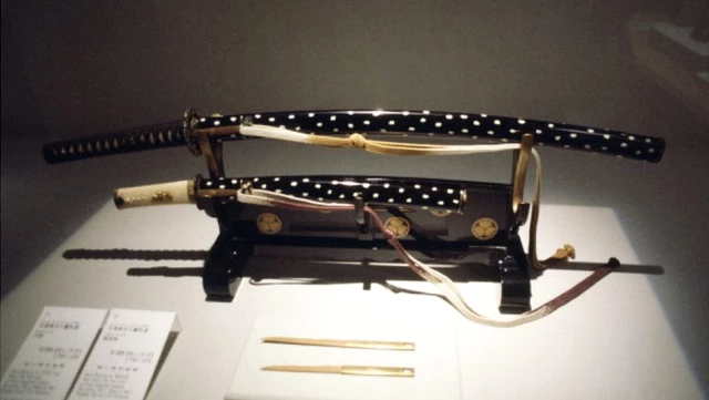Japon Samuray Kılıcı Nasıl Üretiliyor?