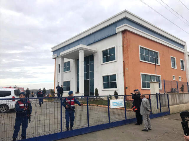 Son Dakika! Kırıkkale Organize Sanayi Bölgesi'nde Patlama! 1 Ölü, 2 Yaralı Kırıkkale Organize Sanayi Bölgesi'nde Patlama! 1 Ölü, 2 Yaralı