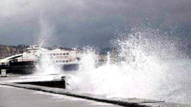 Türkiye Soğuk ve Yağışlı Havaya Teslim Oldu! Meteoroloji Vatandaşları Uyardı: Kar ve Don Geliyor Türkiye Soğuk ve Yağışlı Havaya Teslim Oldu! Meteoroloji Uyardı: Kar ve Don Geliyor