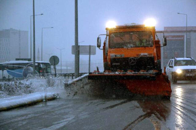 Bolu Dağı'nda Kar Yağışı Başladı Bolu Dağı'nda Kar Yağışı Başladı