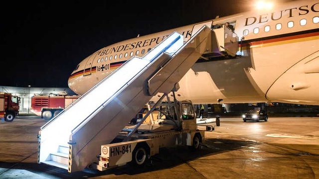 Merkel'i G20 Zirvesine Götüren Uçak Teknik Sorun Nedeniyle Köln'e İniş Yaptı
