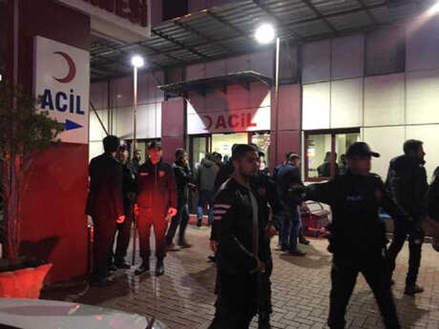 Husumetli İki Grup Hastanede Karşılaşınca Silahlar Konuştu: 2 Ölü, 3 Yaralı