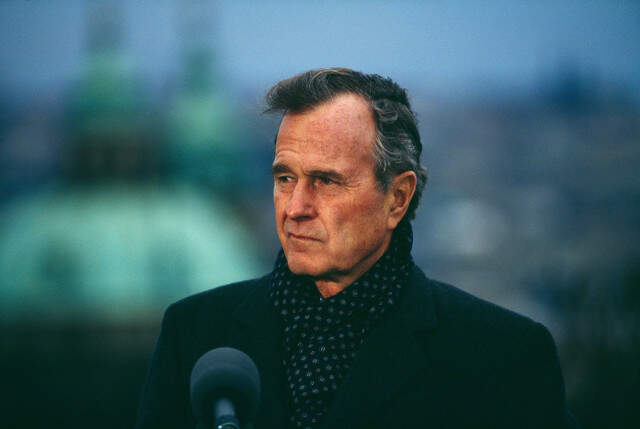 Hayatını Kaybeden George Herbert Walker Bush Kimdir?