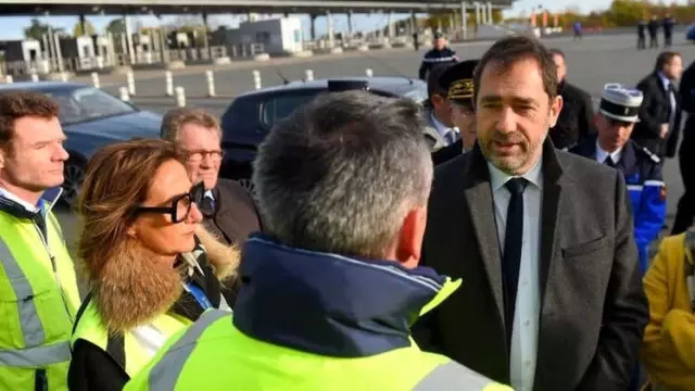 Sarı Yelekliler: 'Fransız Baharı' mı 'Faşizmin Ayak Sesleri' Mi?