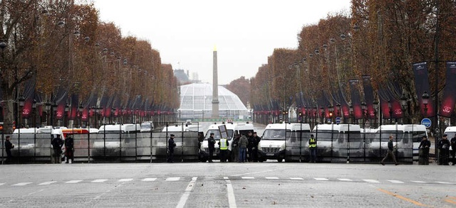 Sarı Yelekliler Paris'te: Polisle Çatışmalar ve 16 Gözaltı