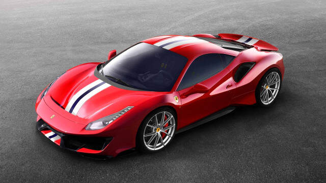 Yılın Süper Otomobili Ferrari 488 Pista Oldu Yılın Süper Otomobili Ferrari 488 Pista Oldu