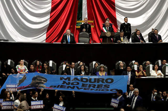 Meksika'nın Yeni Devlet Başkanı Obrador'un Yemin Töreninde Maduro Tepkisi: Diktatör Meksika'nın Yeni Devlet Başkanı Obrador'un Yemin Töreninde Maduro Tepkisi: Diktatör
