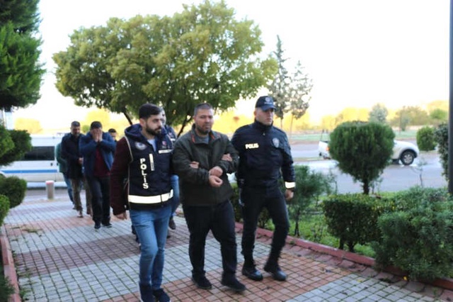Okul Müdürü ve Muhtarın da Olduğu Suç Örgütü, 30 Kişiyi Mağdur Edip 10 Milyon TL Vurgun Yapmışlar