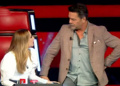 Beyaz'dan Hadise'ye Şaşırtan Soru: Benimle Sevgili Olur musun?